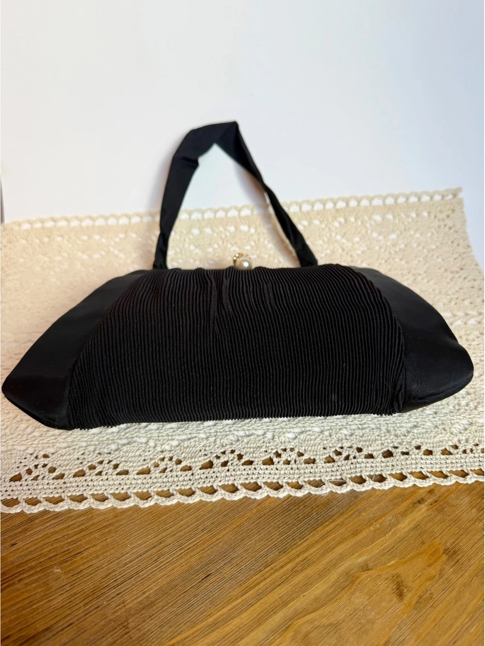 Vintage Garay Black Pleated Evening Handbag Rhinestone Pearl Clasp Purse